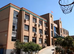 華路德行政樓